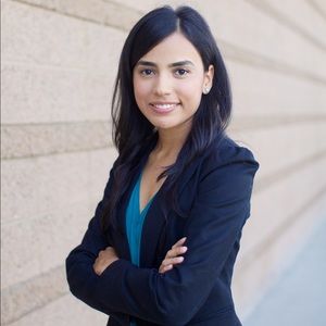 Meet your Posher, Ileana